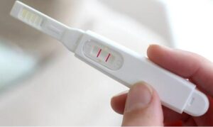 Kuollut lapsi asetettiin hänen isoveljen syliin – sekunteja myöhemmin kuului kova itku!