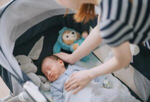 Oli sateinen ilta, ja ajoin hitaasti kaupungin halki tietämättä vielä, että yksi ainoa kohtaaminen muuttaisi koko elämäni suunnan.